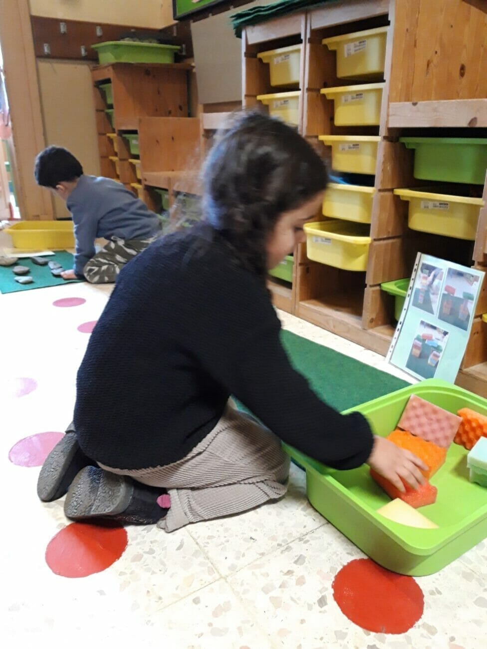 photos ateliers Montessori réalisés en classe